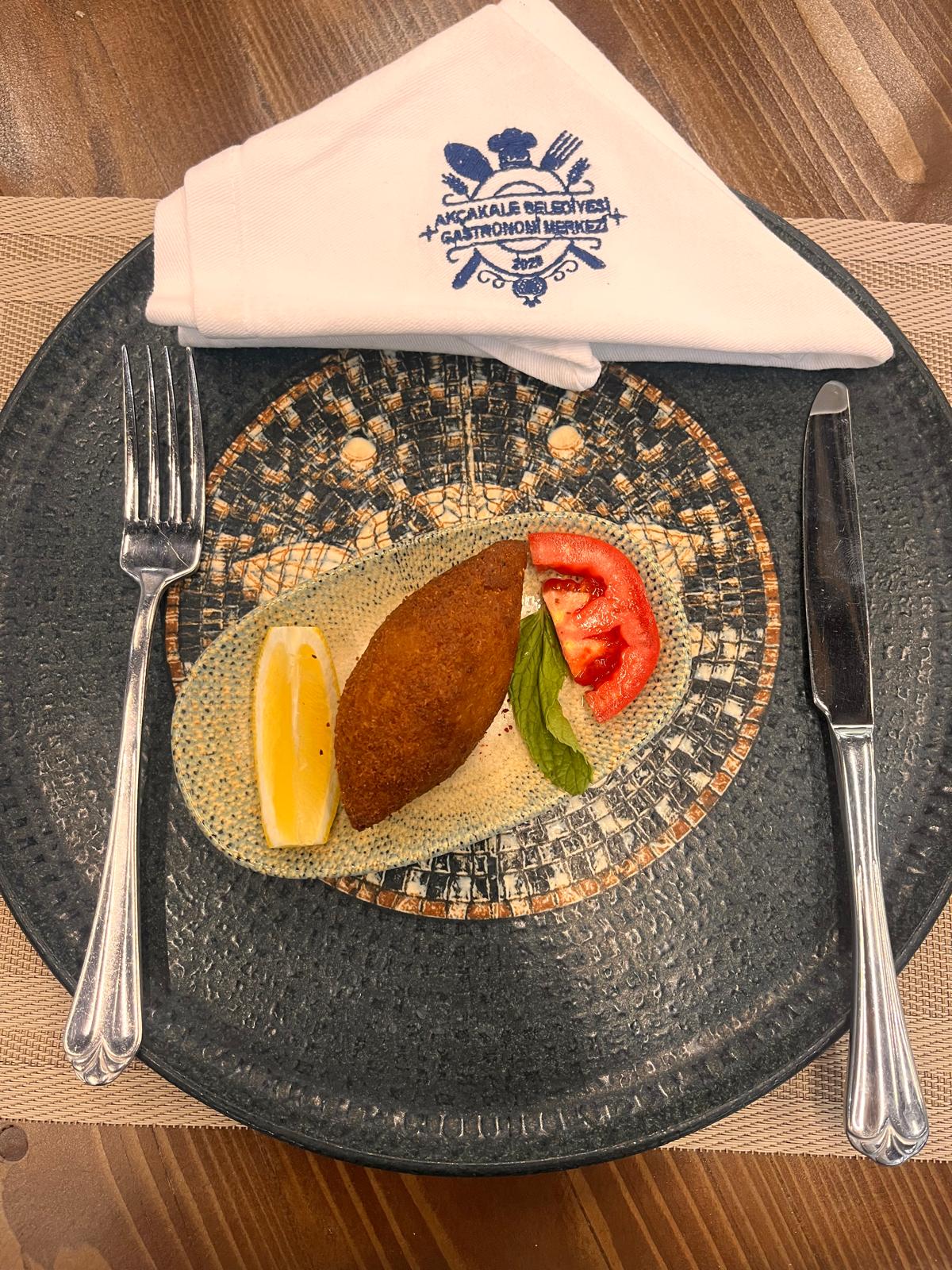 İÇLİ KÖFTE